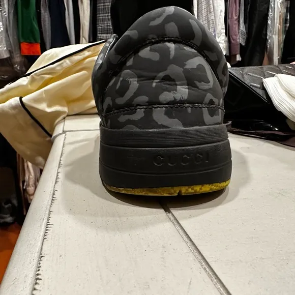 Gucci Sneakers - RARE Like New