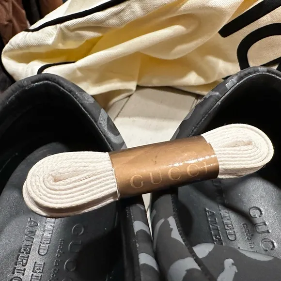 Gucci Sneakers - RARE Like New