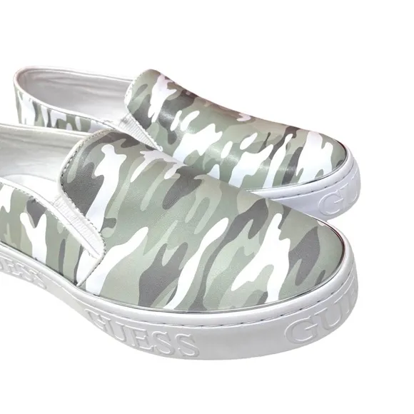 GUESS Gladis Floral Slip On Sneakers Women's Size White Synthetic GFGLADIS27