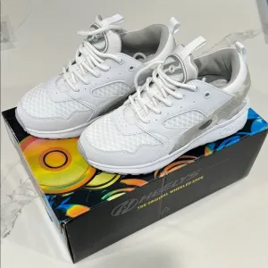 Heelys White Sneakers with Wheels