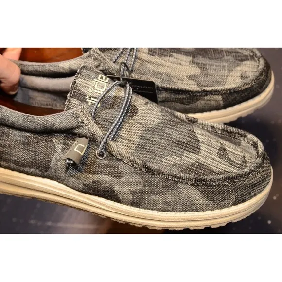 Hey Dude Wally Men's Sneakers Size 11 Camo Tweed Casual Shoes 110083266