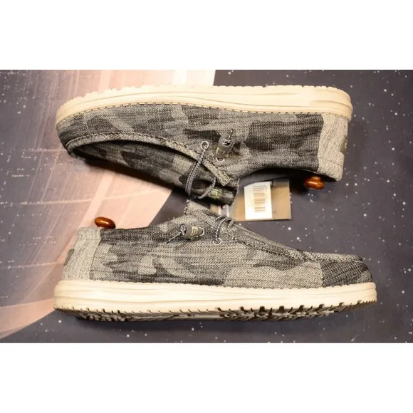 Hey Dude Wally Men's Sneakers Size 11 Camo Tweed Casual Shoes 110083266