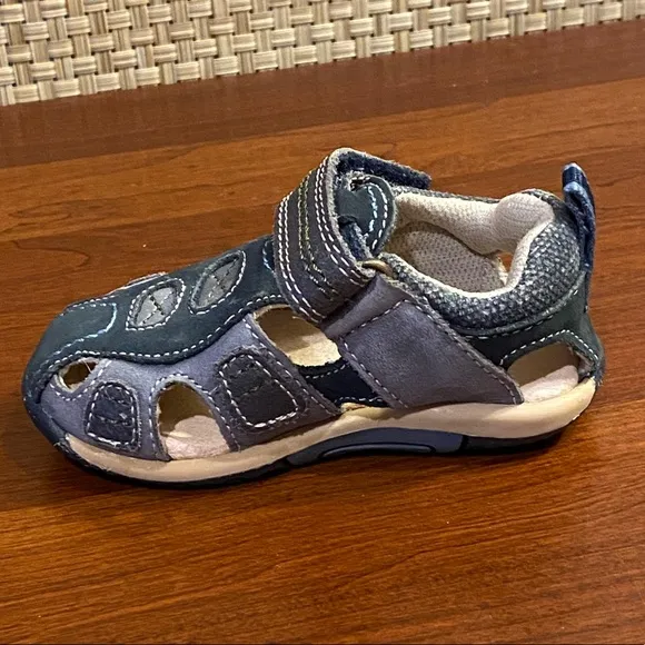 🌟HP🌟NIB Stride Rite Blue Leather Sandal 4W