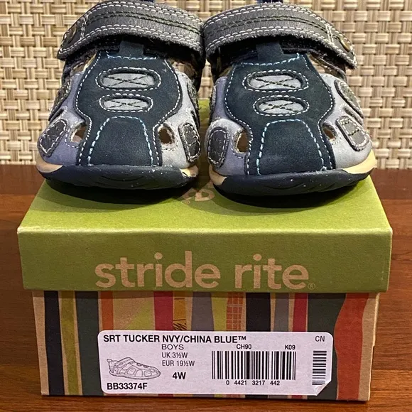 🌟HP🌟NIB Stride Rite Blue Leather Sandal 4W