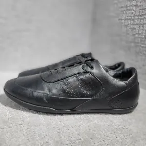 Hugo Boss City Dots Men's Size EU 43 US 10 Black Leather Low Top Casual Sneakers