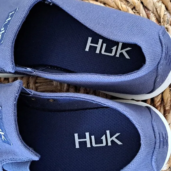 HUK Mens Classic Brewster Navy‎ Slip On Loafer Sneakers White Soles Size 7