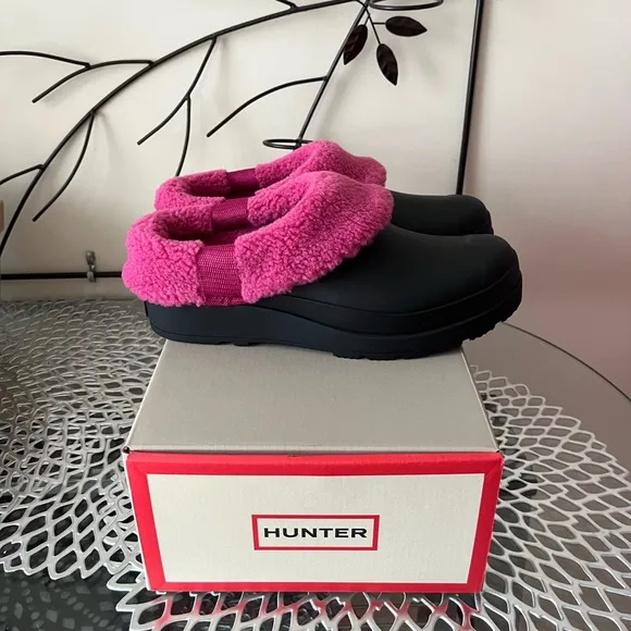 Hunter Black Play Shoes with Sherpa Faux Shearling Pink Lining Size 7 New in Box