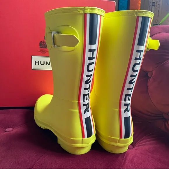 Hunter - Women's Short Tri Colour Logo Backstrap Boot Zesty Yellow - size 9