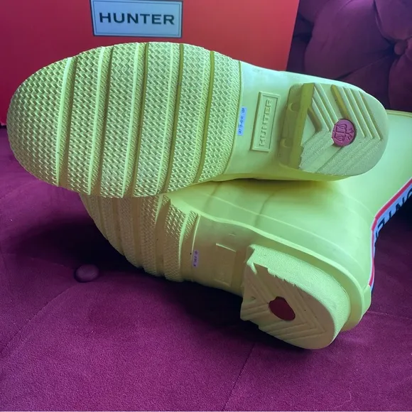 Hunter - Women's Short Tri Colour Logo Backstrap Boot Zesty Yellow - size 9