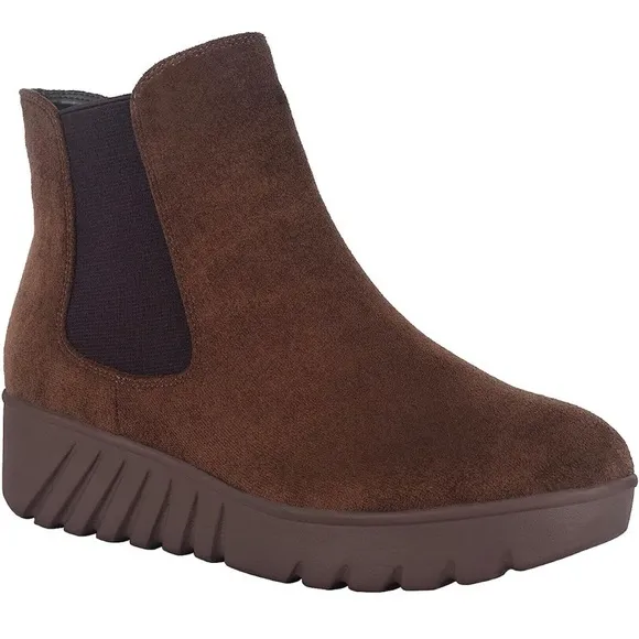 Impo ENESSA platform wedge bootie with memory foam size 8 Cocoa fall boots