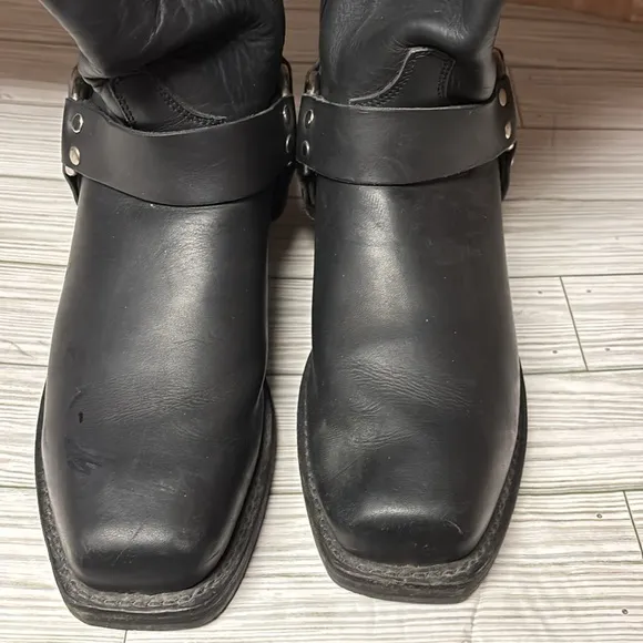Indian Motorcycles Black Leather Harness Boots Slip On Vibram Soles Men’s 8.5