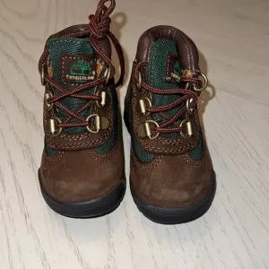 INFANT TIMBERLANDS 4.5