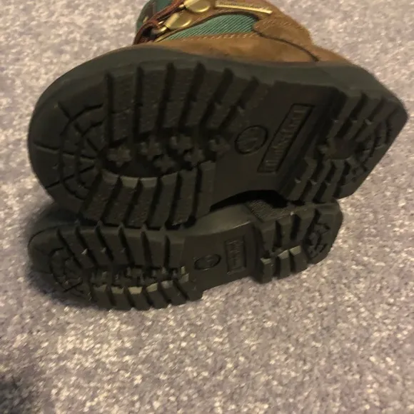 INFANT TIMBERLANDS 4.5