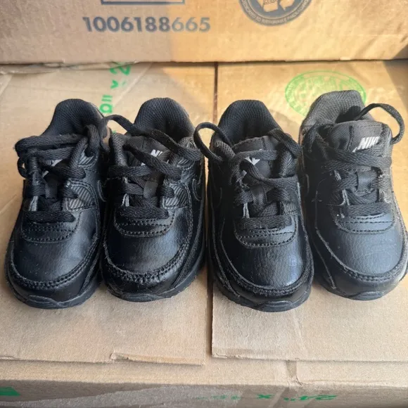 Infant toddler and Junior sneakers