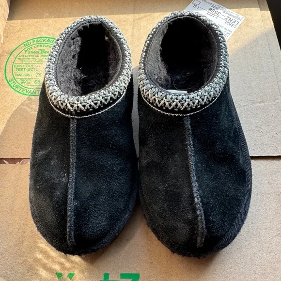 Infant toddler and Junior sneakers
