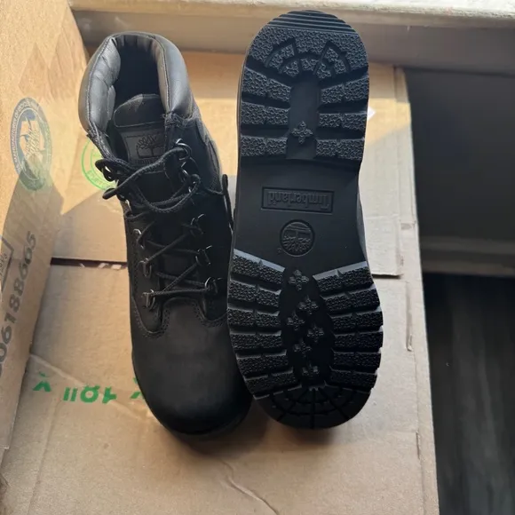 Infant toddler and Junior sneakers