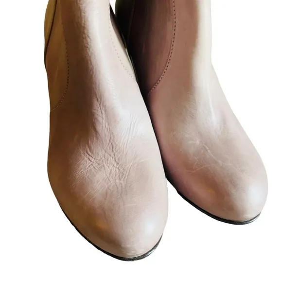JANET &amp; JANET Light Pink Soft Leather Boots