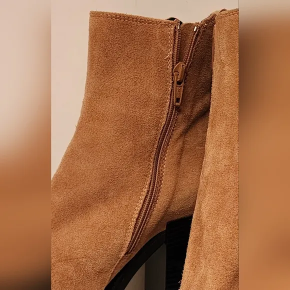 JANET &amp; JANET Marca Suede Boots In Carmel Size 37