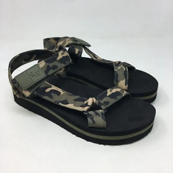 Jeffrey Campbell Women's Sandals Black Size 8.5 Ardeman Platform Gold Stud Strap