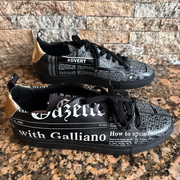 JOHN GALLIANONewspaper-Print Leather Sneakers