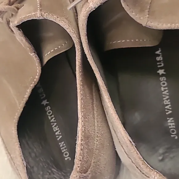 JOHN VARVATOS Buck Saddle Tan Beige Leather Suede‎ Sz 11.5 M Lace Up Dress Shoes