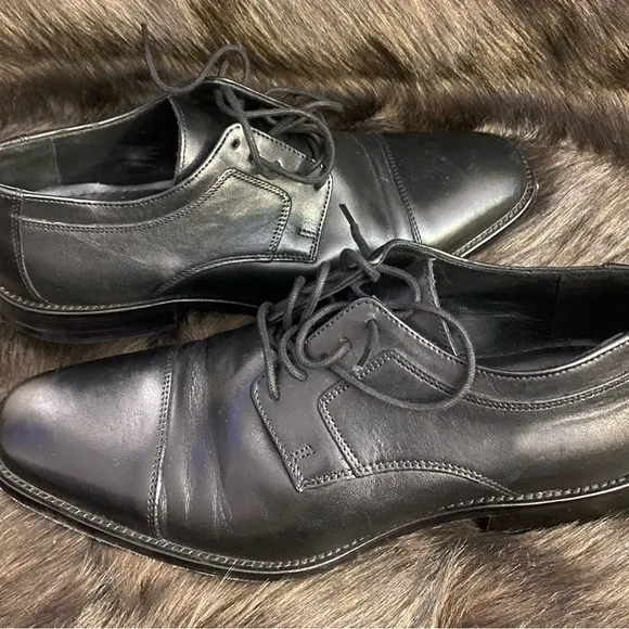 JOHNSTON &amp; MURPHY DRESS SHOES 8.5M