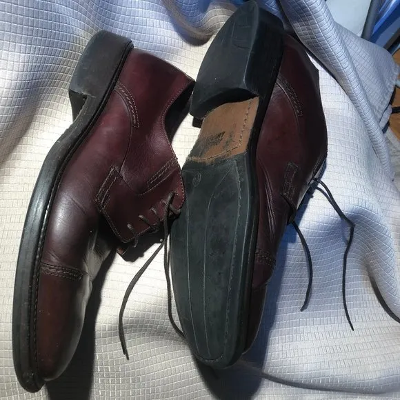 Johnston &amp; Murphy men dress brown Leather, 8.5