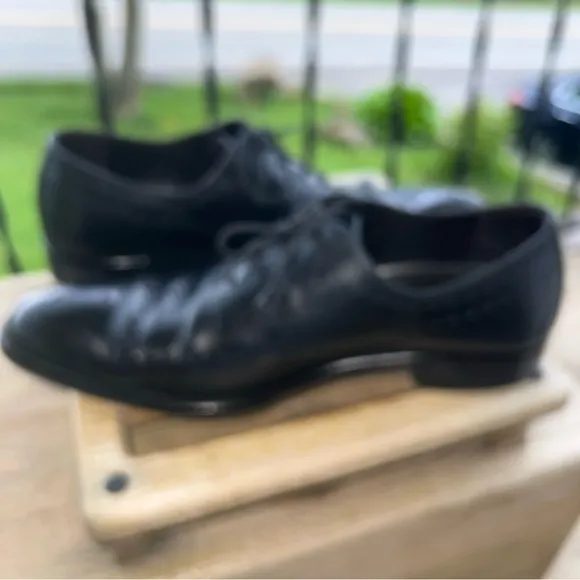 Johnston &amp; Murphy Reece Wingtip 24-2717 Made In Italy Dress Shoes Men’s Size 10M