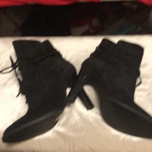 Joie Suede boots with Tassles tie at the ankle