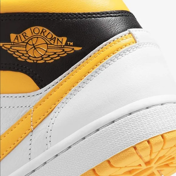 Jordan 1 Mid Laser Orange Black Sneakers Shoes