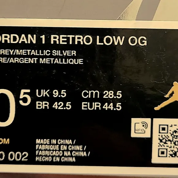 Jordan 1 Retros Men's Gray and Silver Sneakers NEW