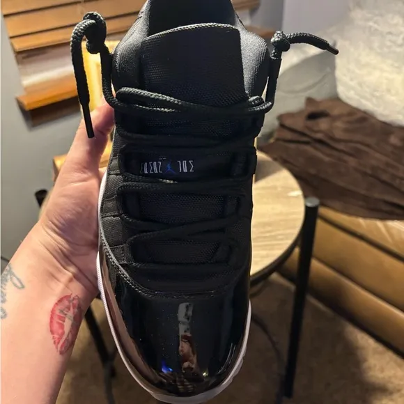 Jordan 11 low space jams