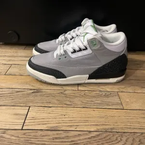 JORDAN 3 Chlorophyll 2018