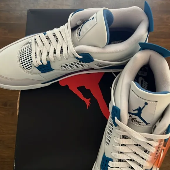 JORDAN 4 RETRO 'MILITARY BLUE' 2024