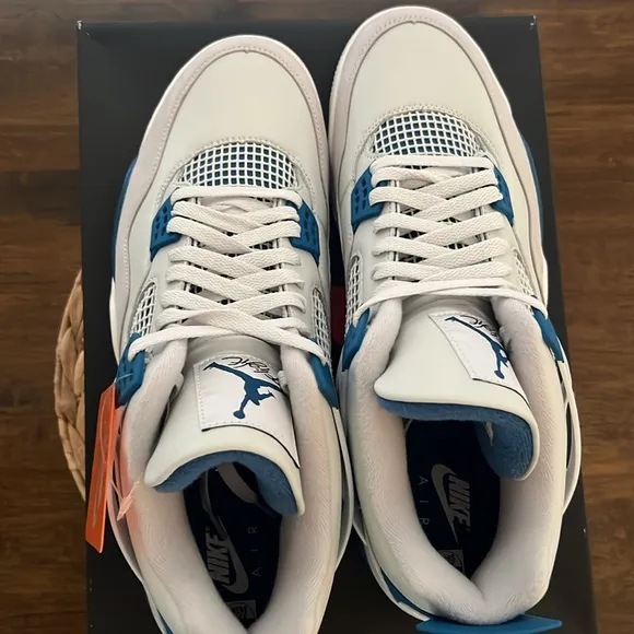 JORDAN 4 RETRO 'MILITARY BLUE' 2024