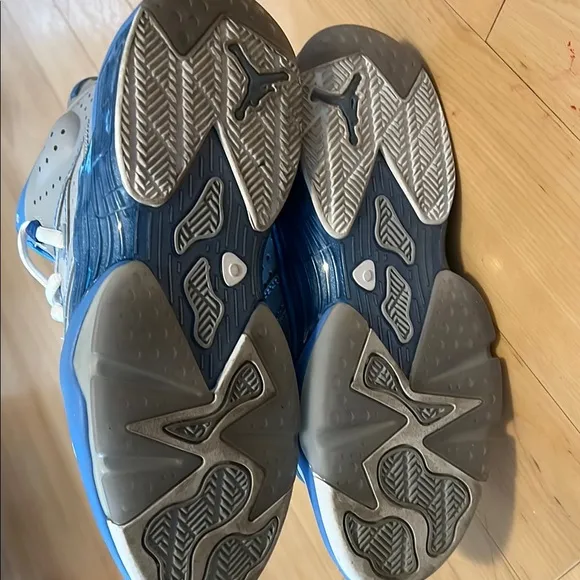 Jordan 6-17-23  size 7