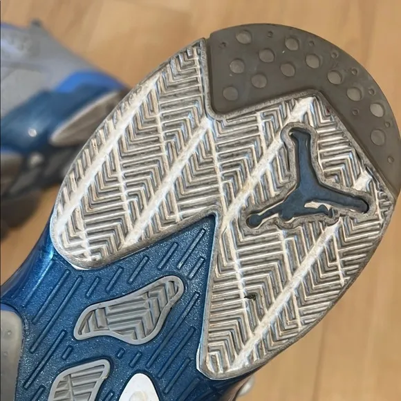 Jordan 6-17-23  size 7