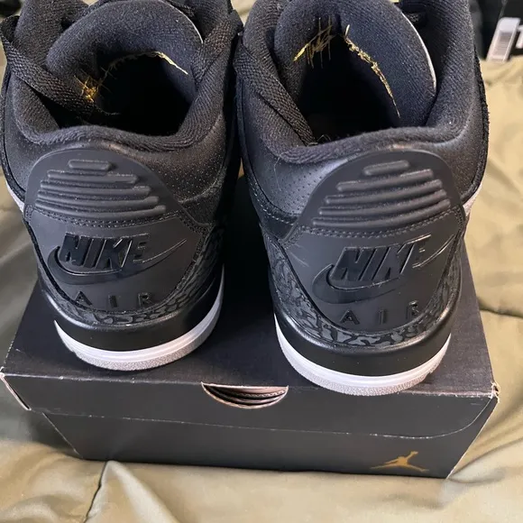 Jordan Black and Gray Sneakers with Iconic Design