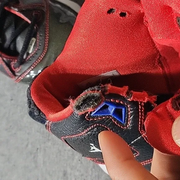 Jordan B'loyal Bred sneakers