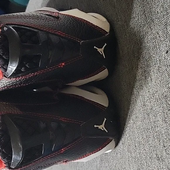 Jordan B'loyal Bred sneakers