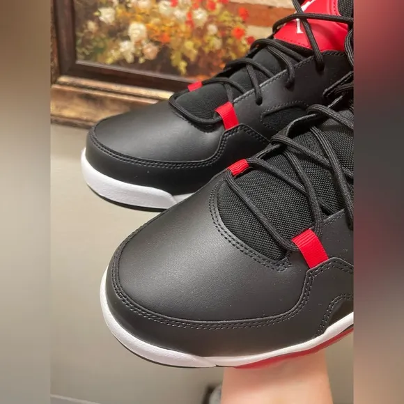 Jordan Flight Club 91 Black University Red sneakers