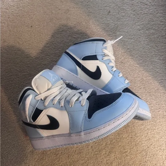 Jordan Kids' Blue and Black Sneakers