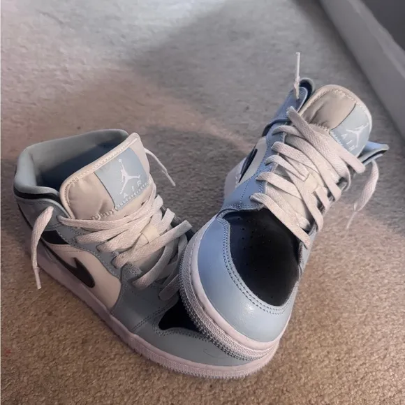 Jordan Kids' Blue and Black Sneakers
