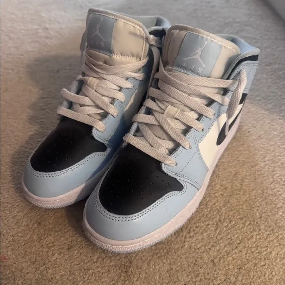 Jordan Kids' Blue and Black Sneakers