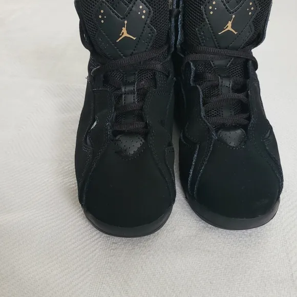 JORDAN Kid's Size 2Y Black and Gold Sneakers