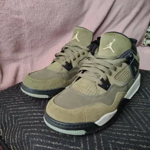 Jordan Olive Green Sneakers Size 3y
