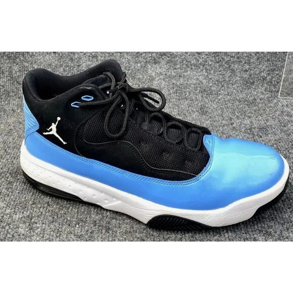 Jordan Shoes Men 9.5 Max Aura 2 Black University Blue Sneakers CK6636-041