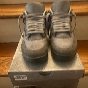 Jordan Sneakers in Gray