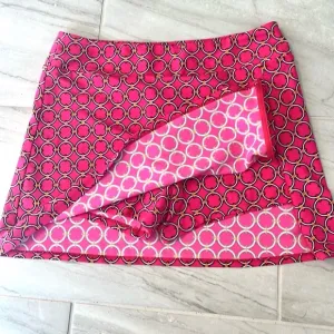 Jude Connally,Zip-Up Skort,Vibrant, Slimming, Excellent Condition, Size Small
