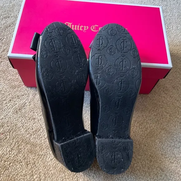 Juicy Couture Girls dress shoes, size 3